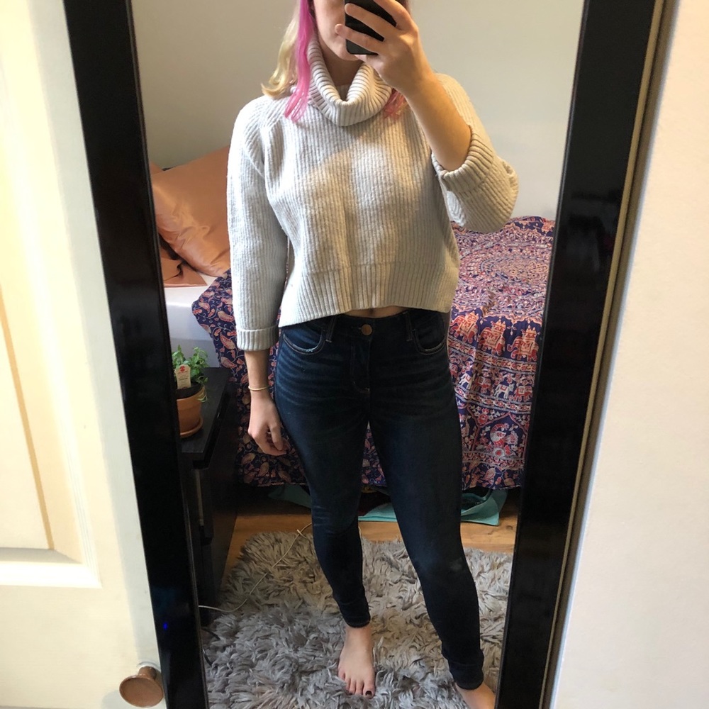 Super warm cropped turtleneck sweater